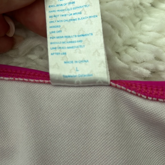 Bikini - Picture 3 of 6